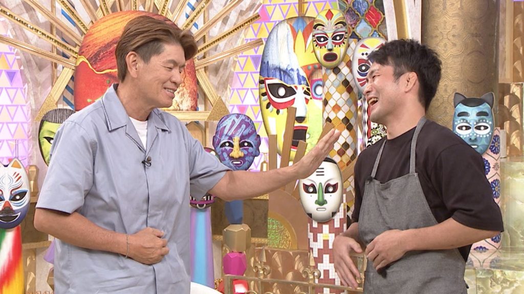 8月31日放送『オー!マイゴッド!私だけの神様、教えます』真剣に語りすぎる“フクロモモンガの神”升水さん(右)にヒロミ(左)がツッコみ笑いが起きる