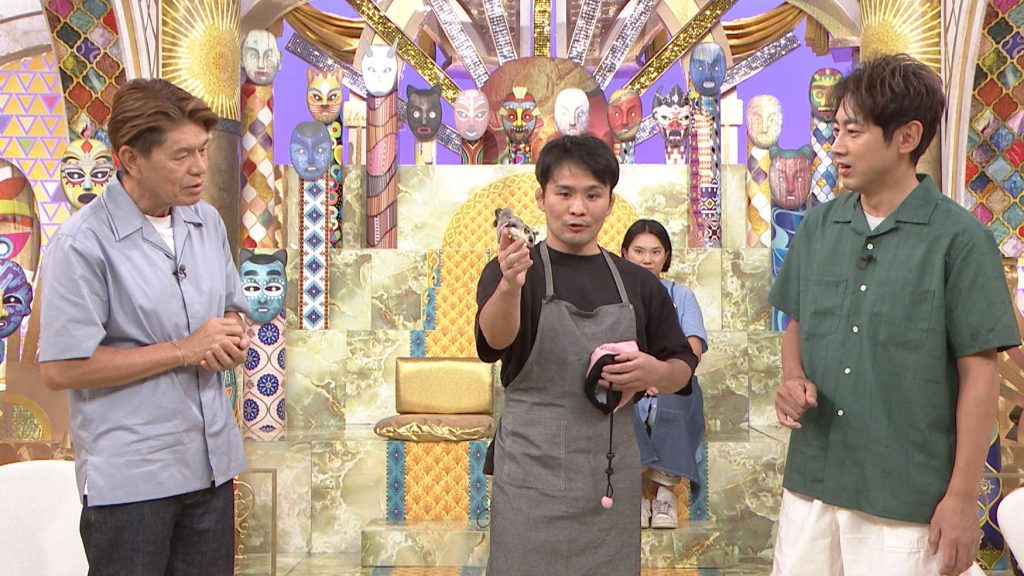 8月31日放送『オー!マイゴッド!私だけの神様、教えます』“フクロモモンガの神”升水さん(中央)は謙虚に「何も一つわかってない」と答えた