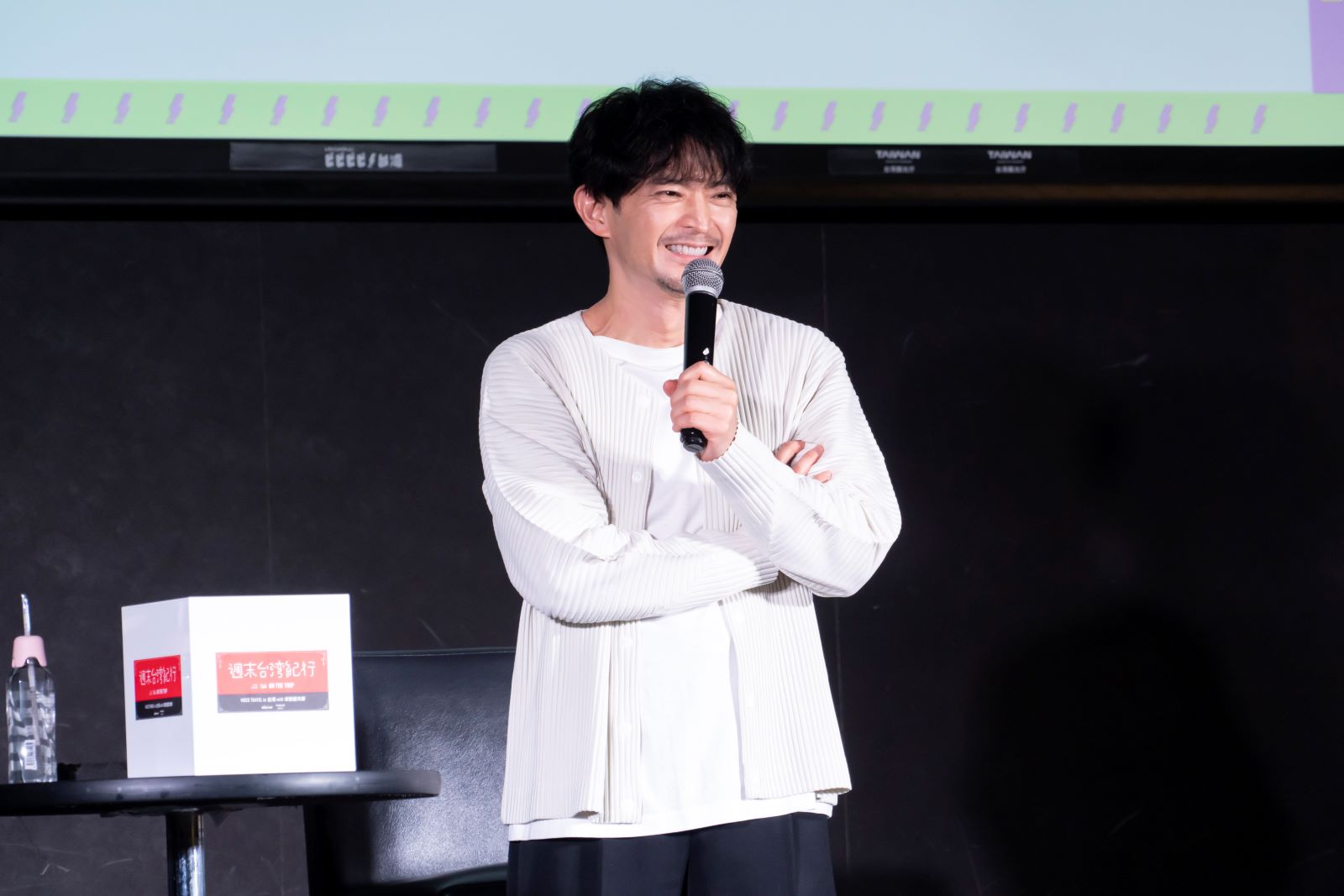津田健次郎さん写真