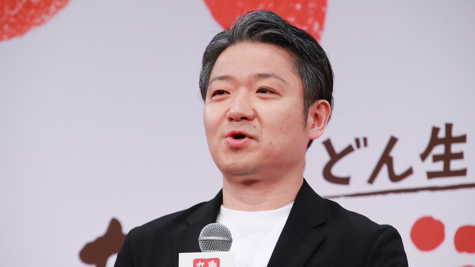 『丸亀うどーなつ』新フレーバー&新アンバサダー発表会に登壇した株式会社丸亀製麺執行役員の大木辰朗営業本部長