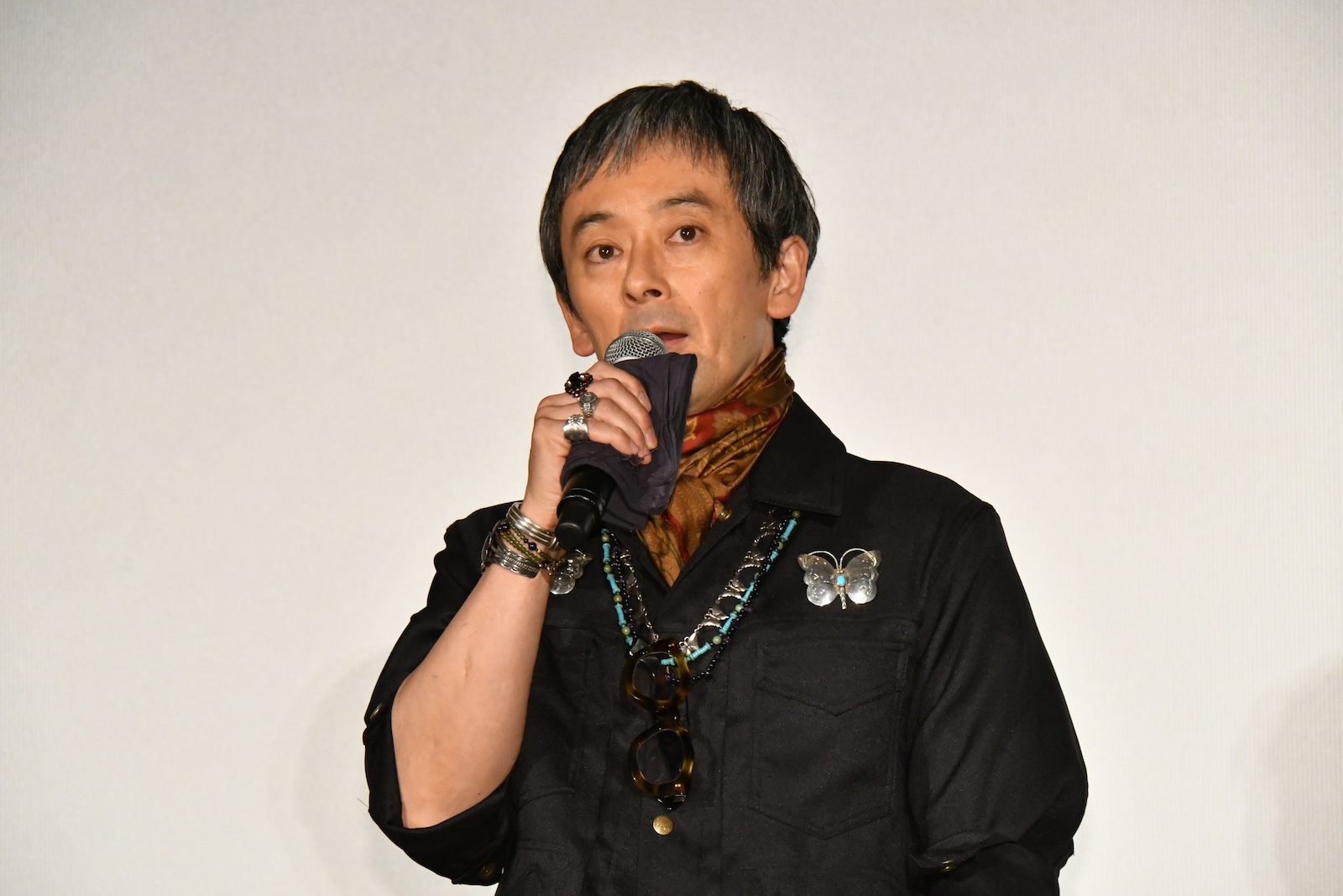 映画『見える子ちゃん』の完成披露イベントに出席した滝藤賢一