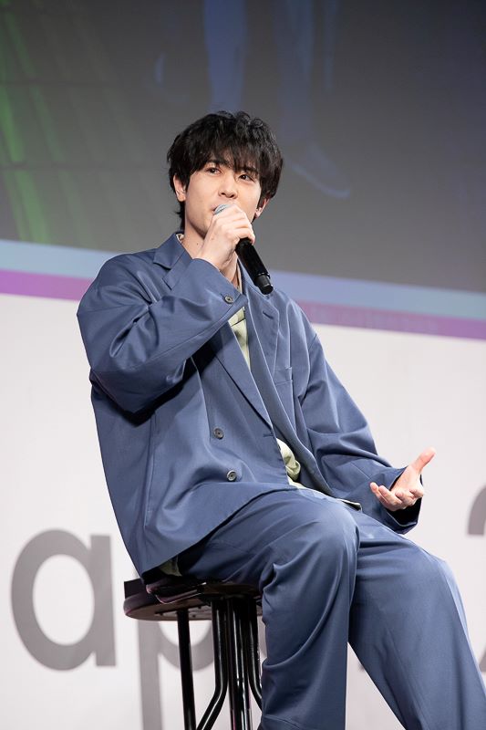 大塚剛央さん写真