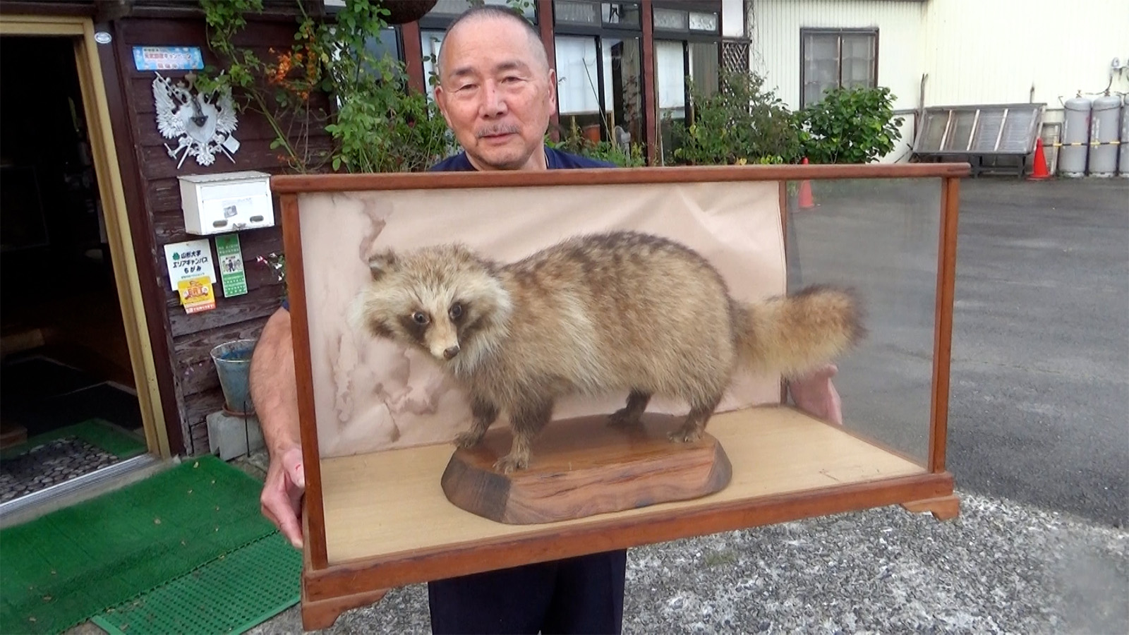 『そば処 ふくろう』店主 安斉鉄さんの写真