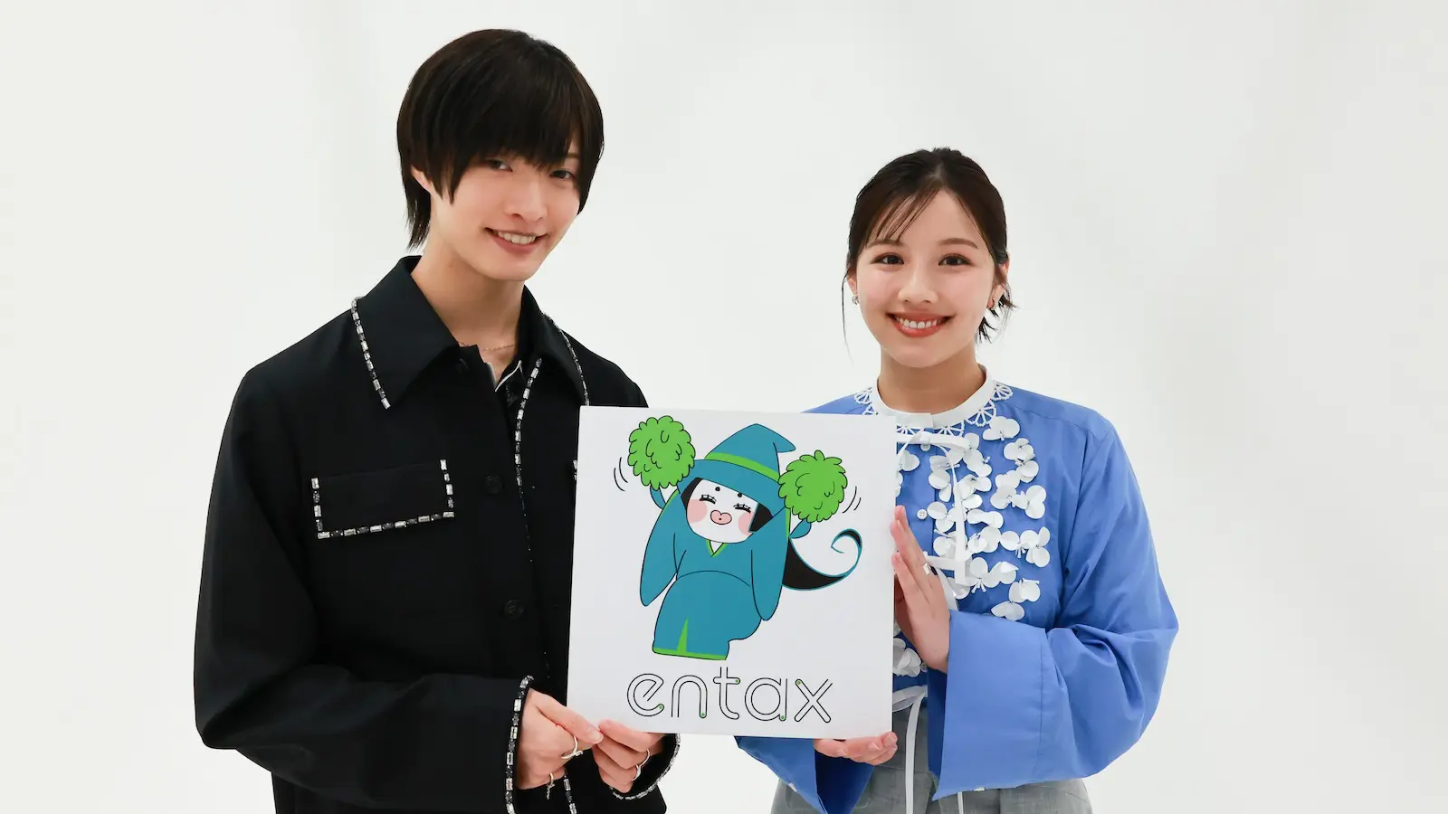 佐藤新（IMP.）と渡邉美穂の写真