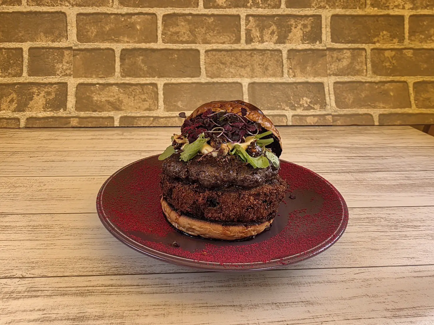 『グルメバーガー日本一決定戦【バガチャン】〜JAPAN BURGER CHAMPIONSHIP 2025〜』決勝第1試合