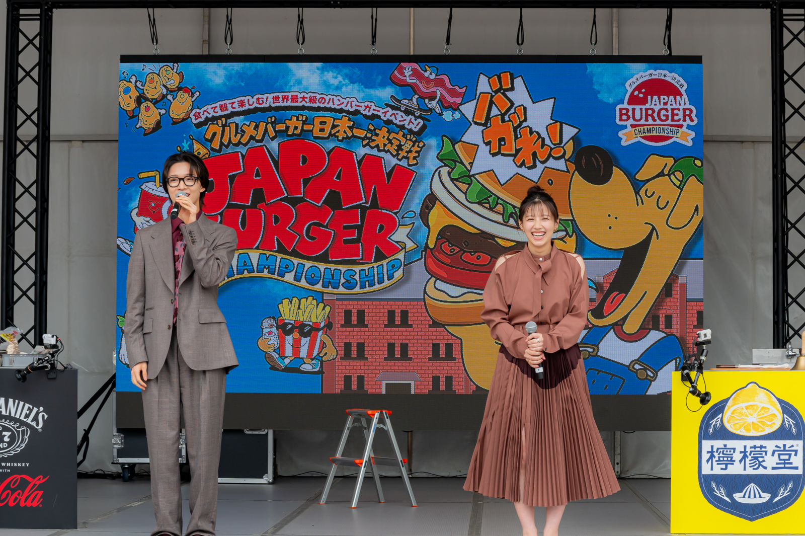 佐藤新（IMP.）と渡邉美穂の写真