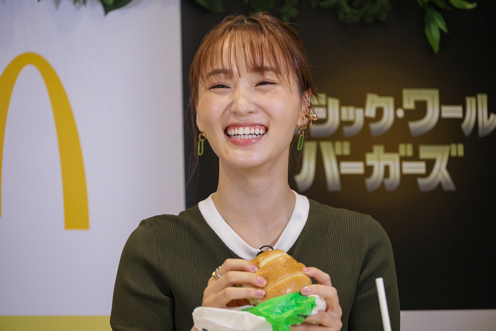 菅井友香の写真
