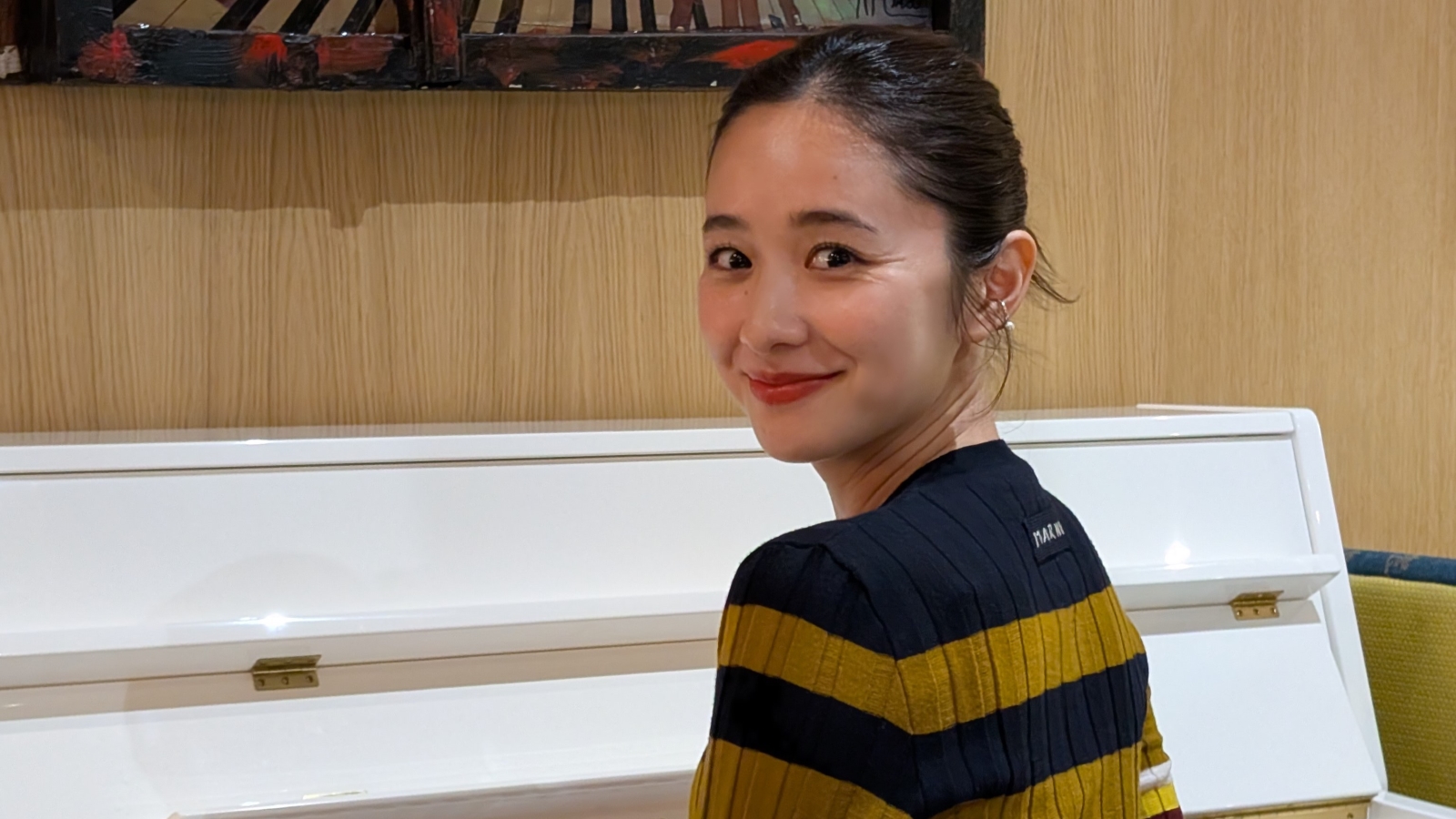堀田真由の写真